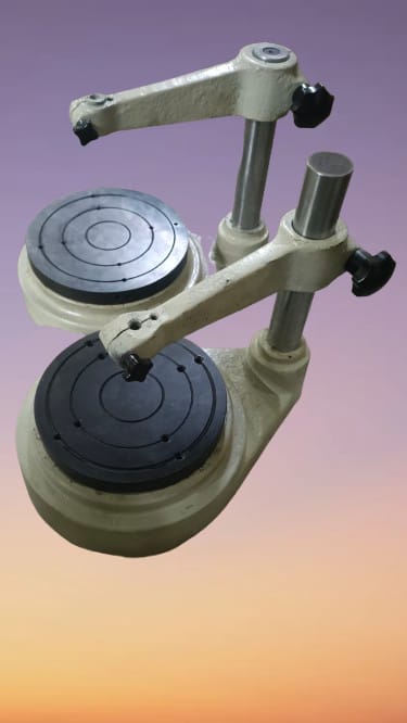 Comparator Stand